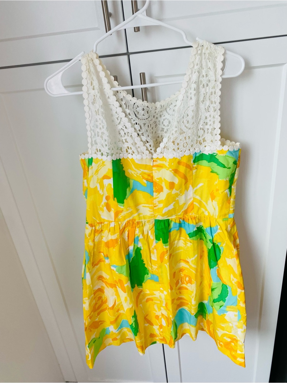 Lilly Pulitzer women’s lemon impression crochet dress size 10 pockets - Picture 3 of 5